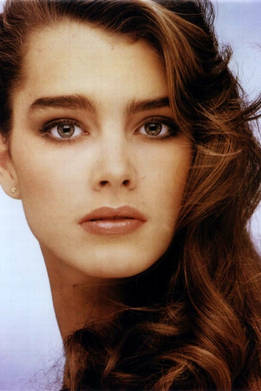 21269-brooke-shields-shieldsface-picture